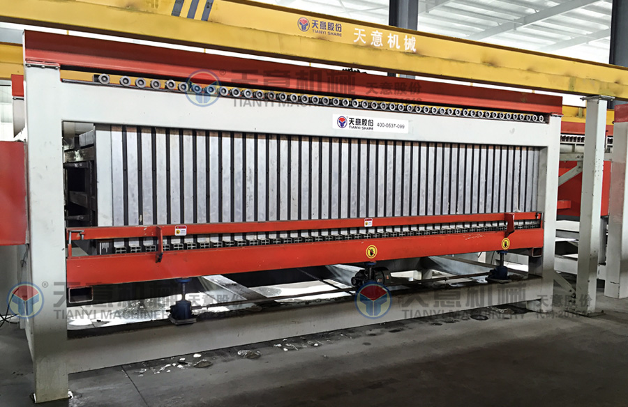 防火門芯板生產(chǎn)線